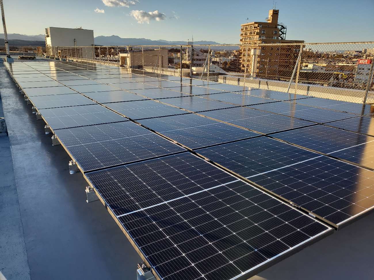 昭島市立福島中学校 太陽光発電設備設置工事